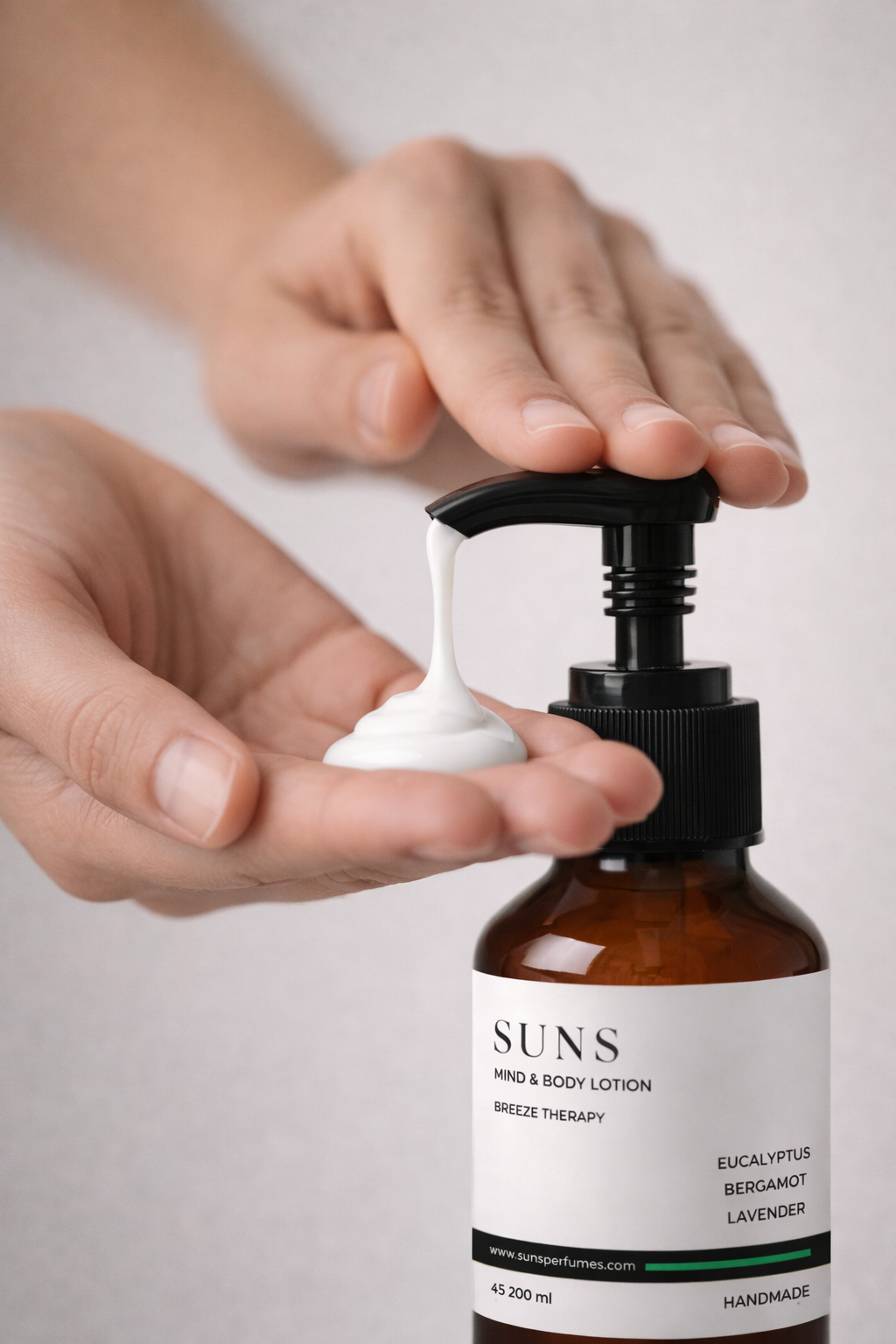 Natural Hand & Body Lotion - BREEZE THERAPY